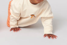 Load image into Gallery viewer, TIGER SWEATSHIRT / BABIES