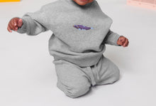 Load image into Gallery viewer, NORTH ATLANTIC RIGHT WHALE SWEATSHIRT / BABIES